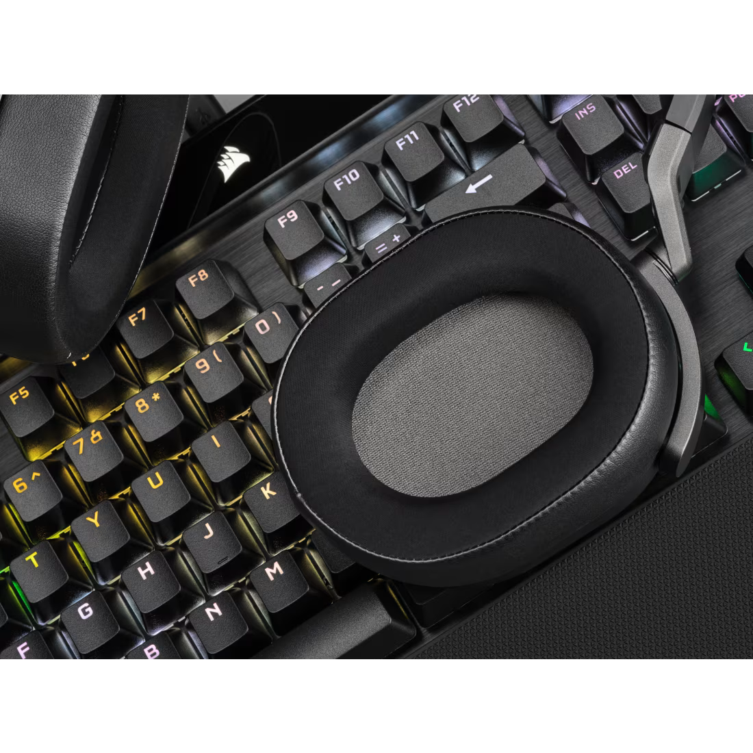 CORSAIR HEADSET HS65 SURROUND CARBON
